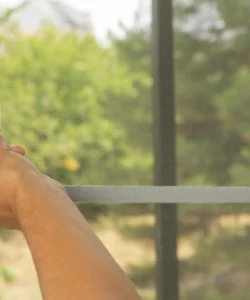 A beautiful Corpus Christi home with pristine, clear window screens.